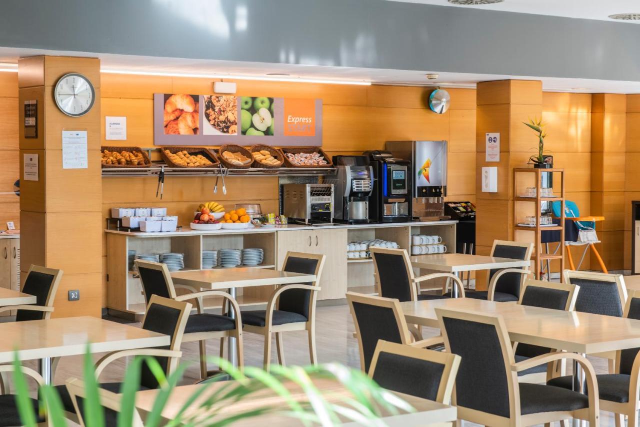 Holiday Inn Express Barcelona - Montmelo, An Ihg Hotel Granollers Zewnętrze zdjęcie